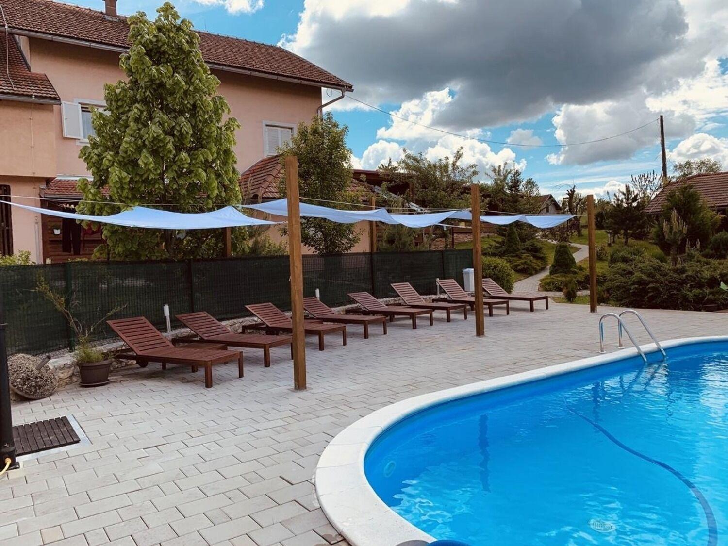 Apartments San - With Pool; Rakovica Dış mekan fotoğraf