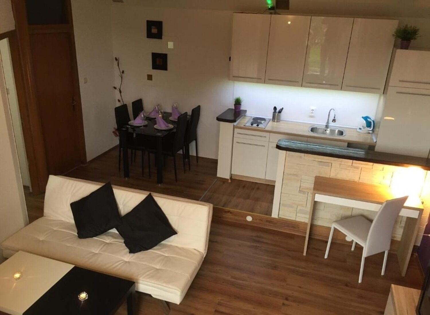 Apartments San - With Pool; Rakovica Dış mekan fotoğraf