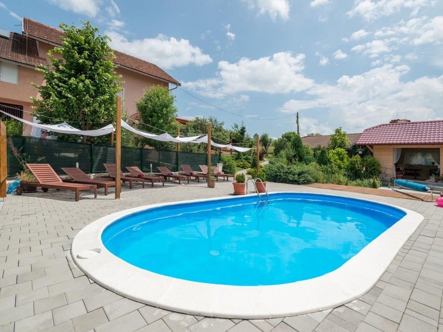 Apartments San - With Pool; Rakovica Dış mekan fotoğraf