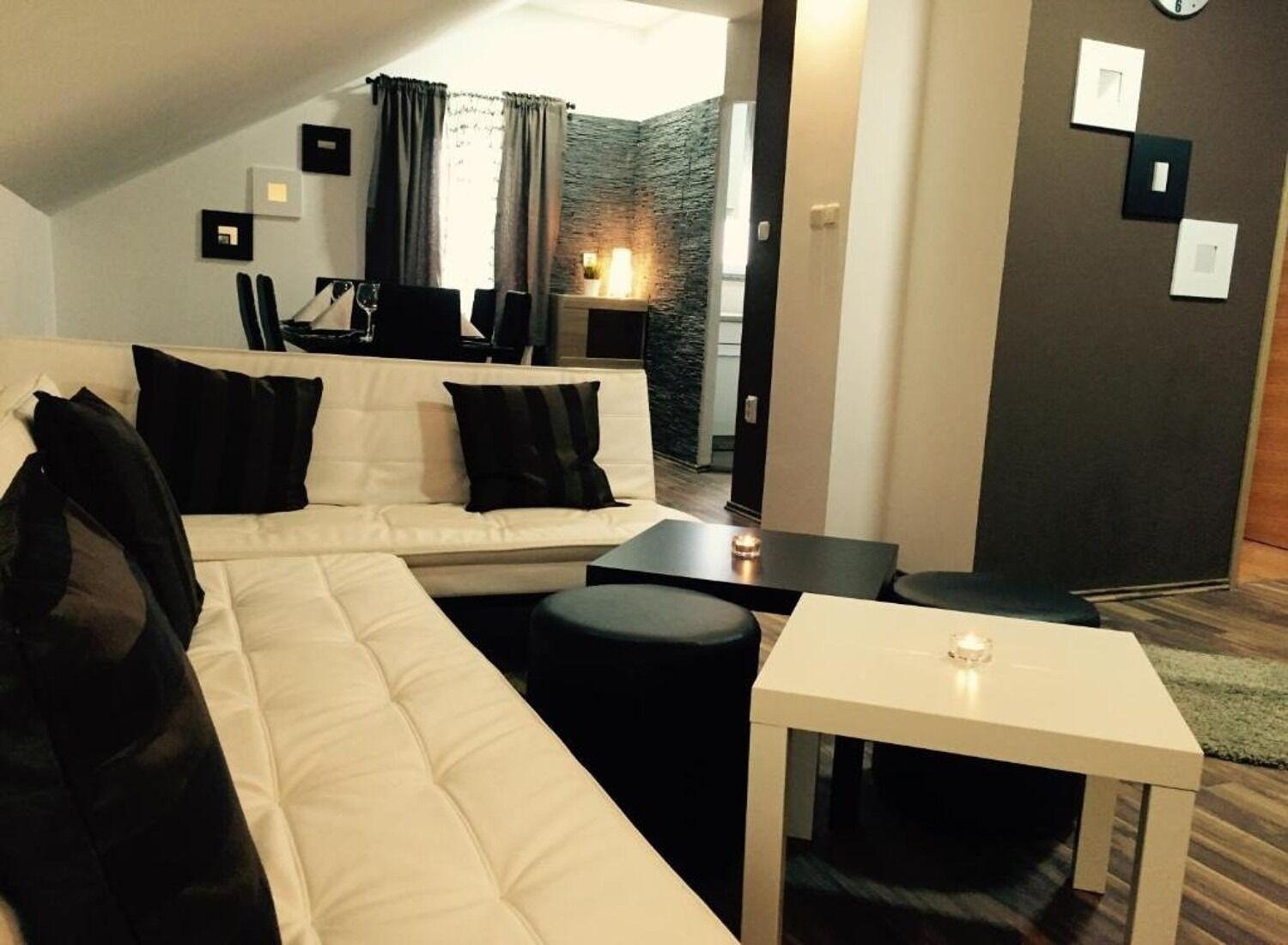 Apartments San - With Pool; Rakovica Dış mekan fotoğraf