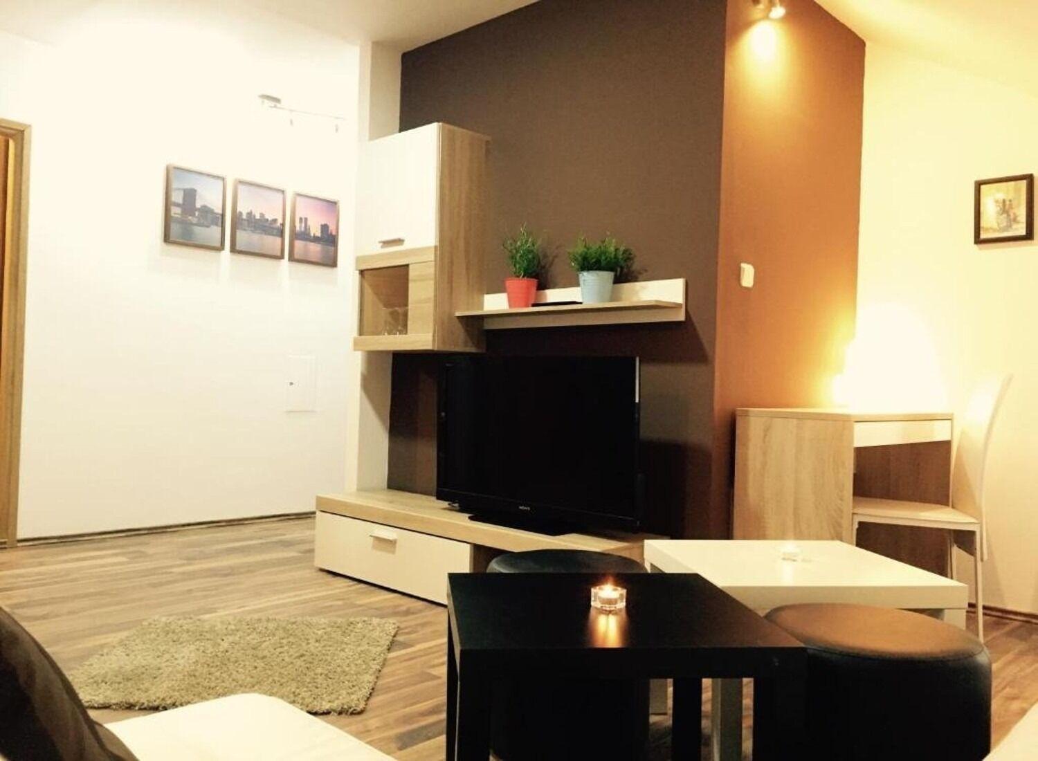 Apartments San - With Pool; Rakovica Dış mekan fotoğraf